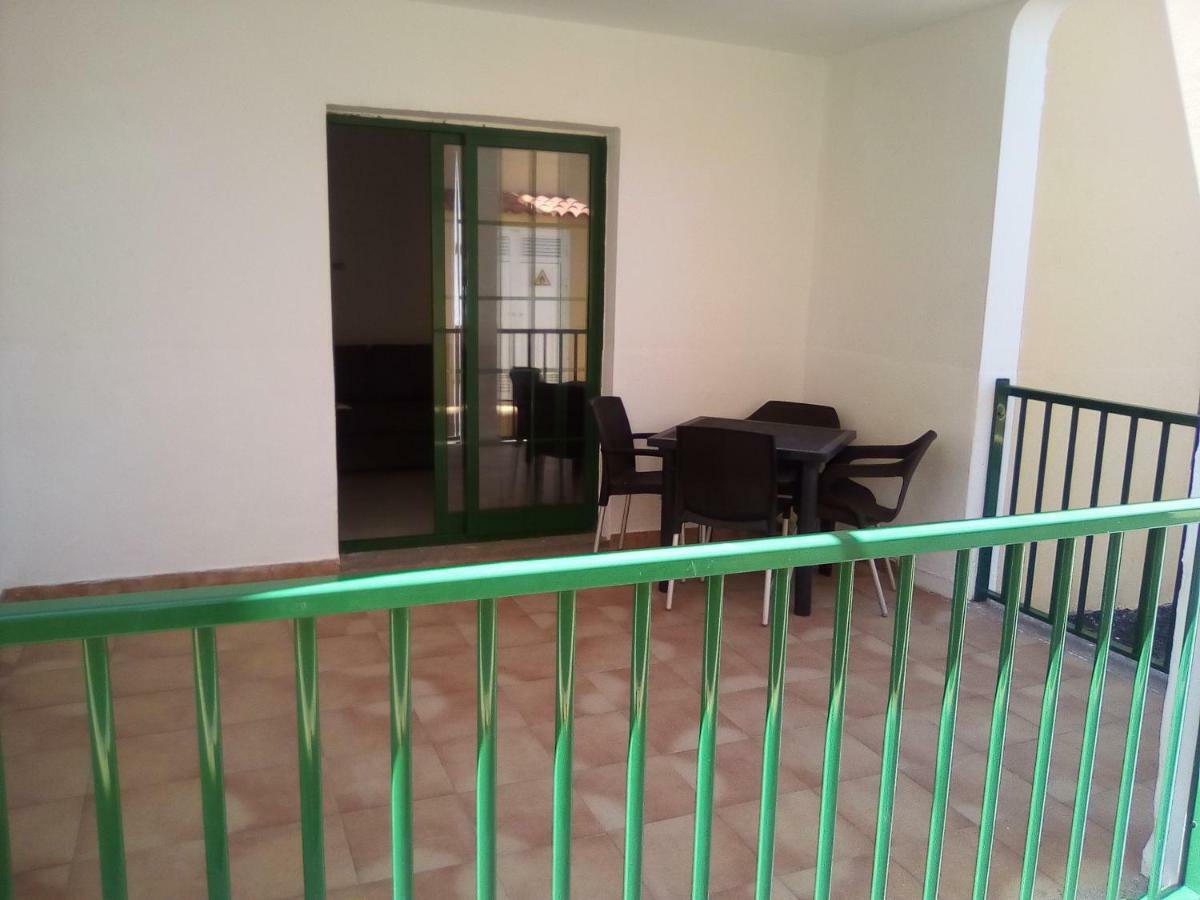 קוסטה דה אנטיגואה Caleta Paraiso - Lovely Coastal Apartment מראה חיצוני תמונה